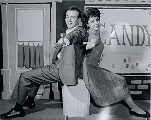 Bobby Darin Annette Funicello iskrena poza zajedno sredinom 1960-ove 8x10 fotografije